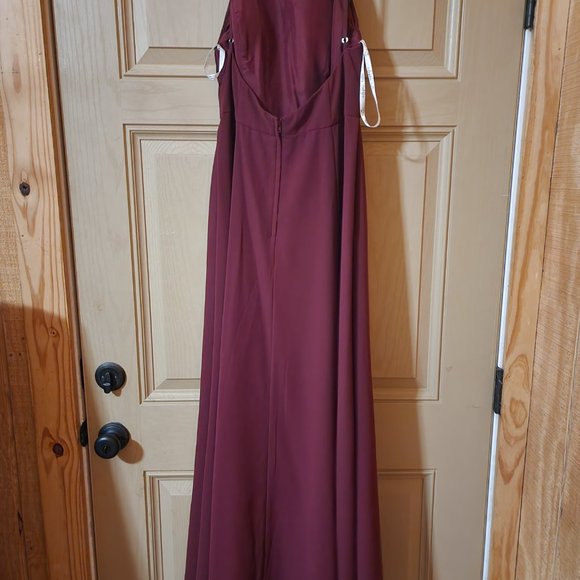 Floor length bridesmaid gown - Picture 2 of 10